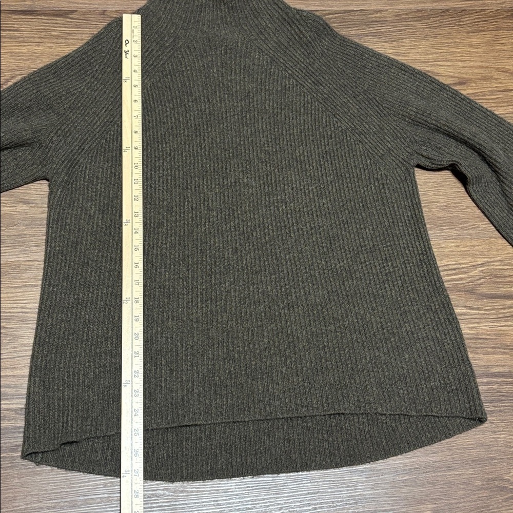 Naked Cashmere Sweater | Old Money Quiet Luxury Elevated Minimalist - Picture 5 of 9